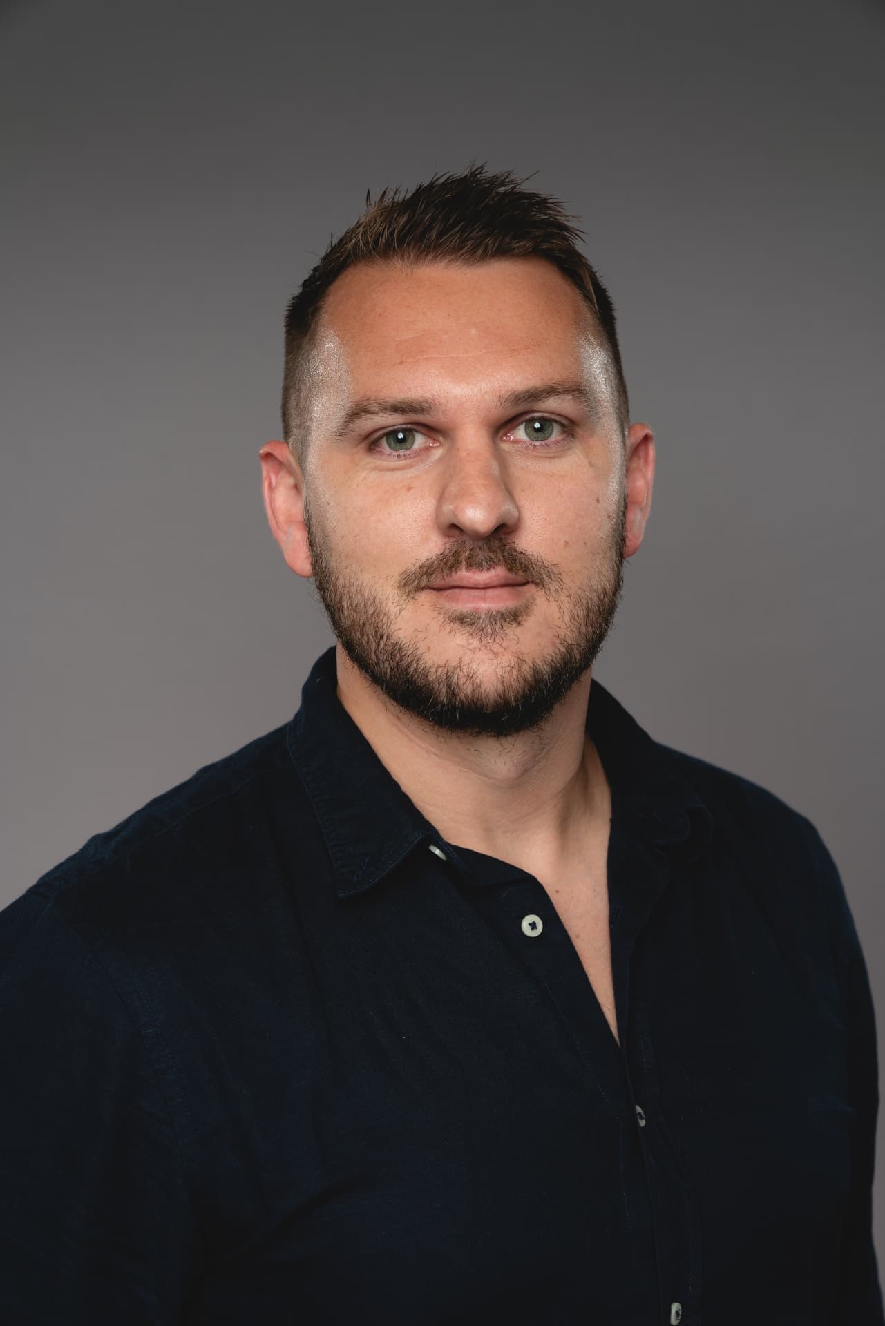 Portrait of Tom Dunlop